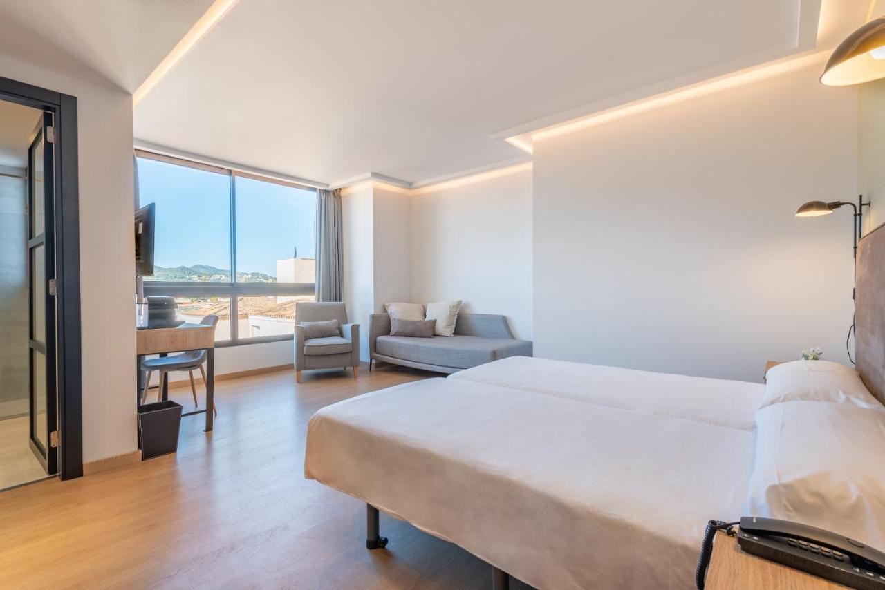 Kyrat Amarac Suites Cala Millor  Exterior photo